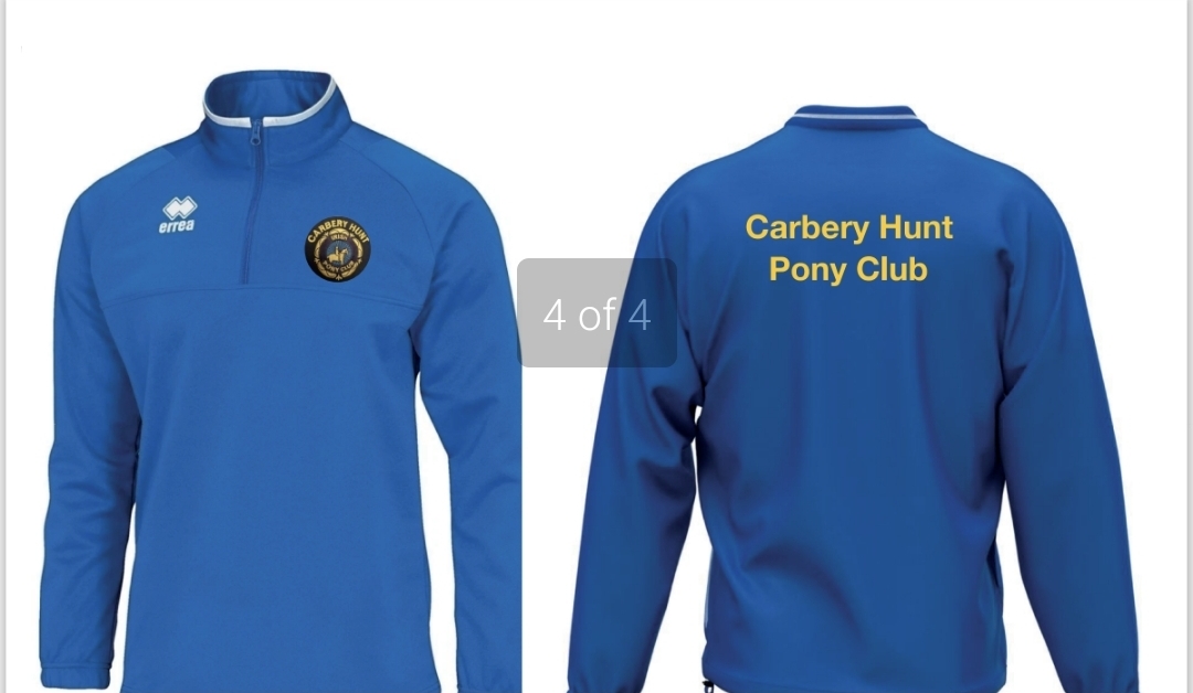 Club 1/4 Zip Top